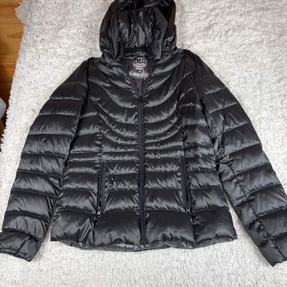 a.n.a Packable Premium Down Puffer Jacket Women’s Medium Black Hooded Zip